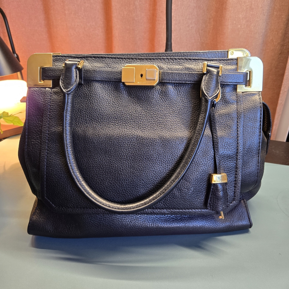 MICHAEL KORS Blake Vintage Satchel Leather Tote Bag Black